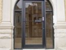 raund door