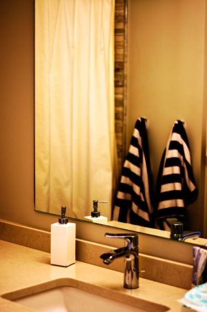 mirror2