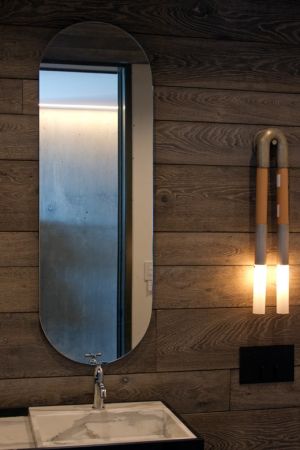 mirror9